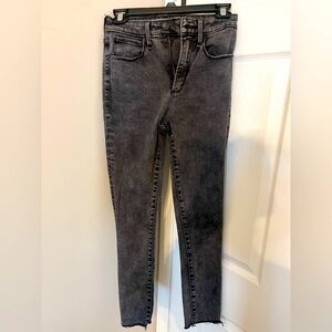 Stylish Gray Skinny Jeans